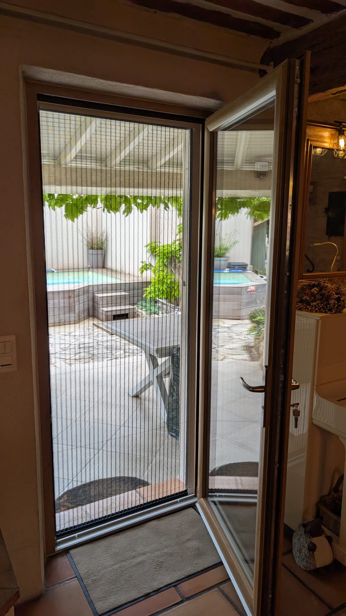 porte fenetre moustiquaire